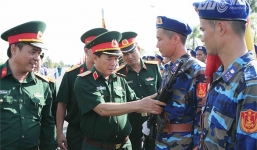 Luyện tập chuẩn bị lễ Diễu binh ngày Quốc khánh 2/9